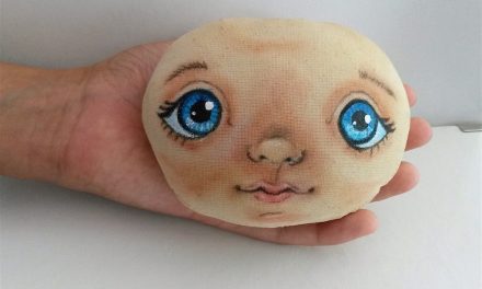 Visage de poupée d’après un tuto